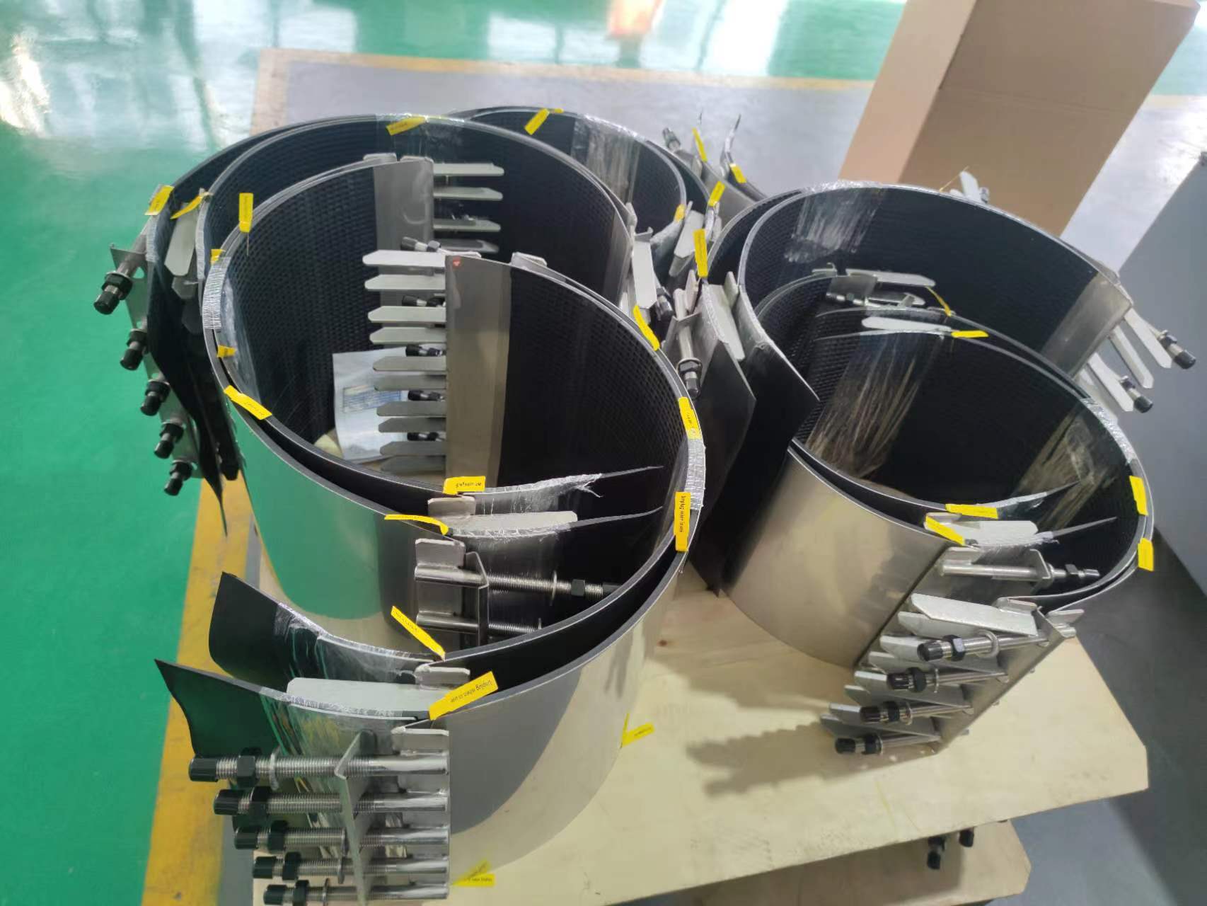 aluminum manhole cover