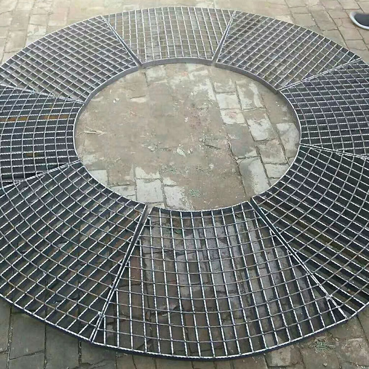 garbage can