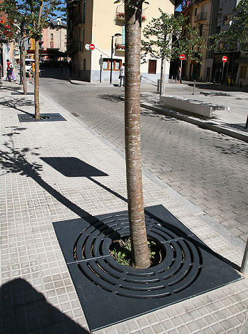 lighted security bollards